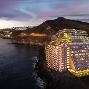 Marina Elite 4*, Patalavaca İspanya